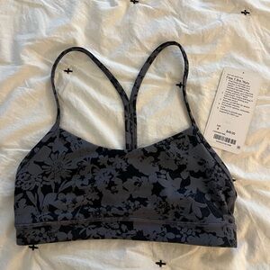 Lululemon Flow Y Bra size 6